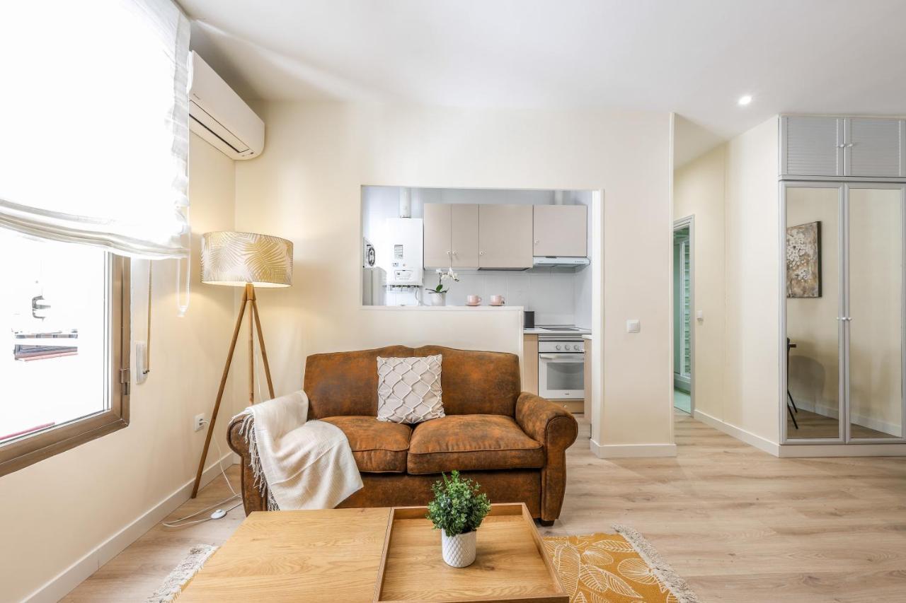 Tirso De Molina Apartment Мадрид Екстериор снимка