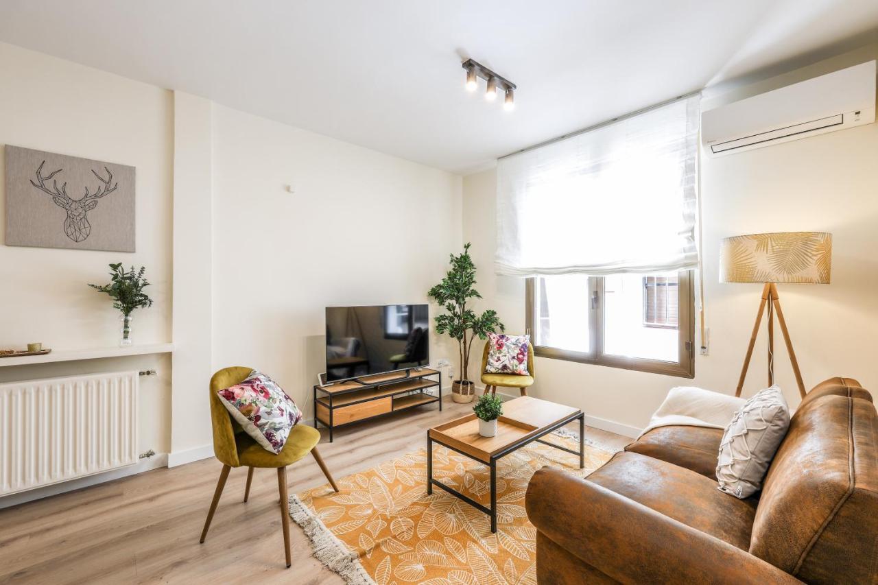 Tirso De Molina Apartment Мадрид Екстериор снимка