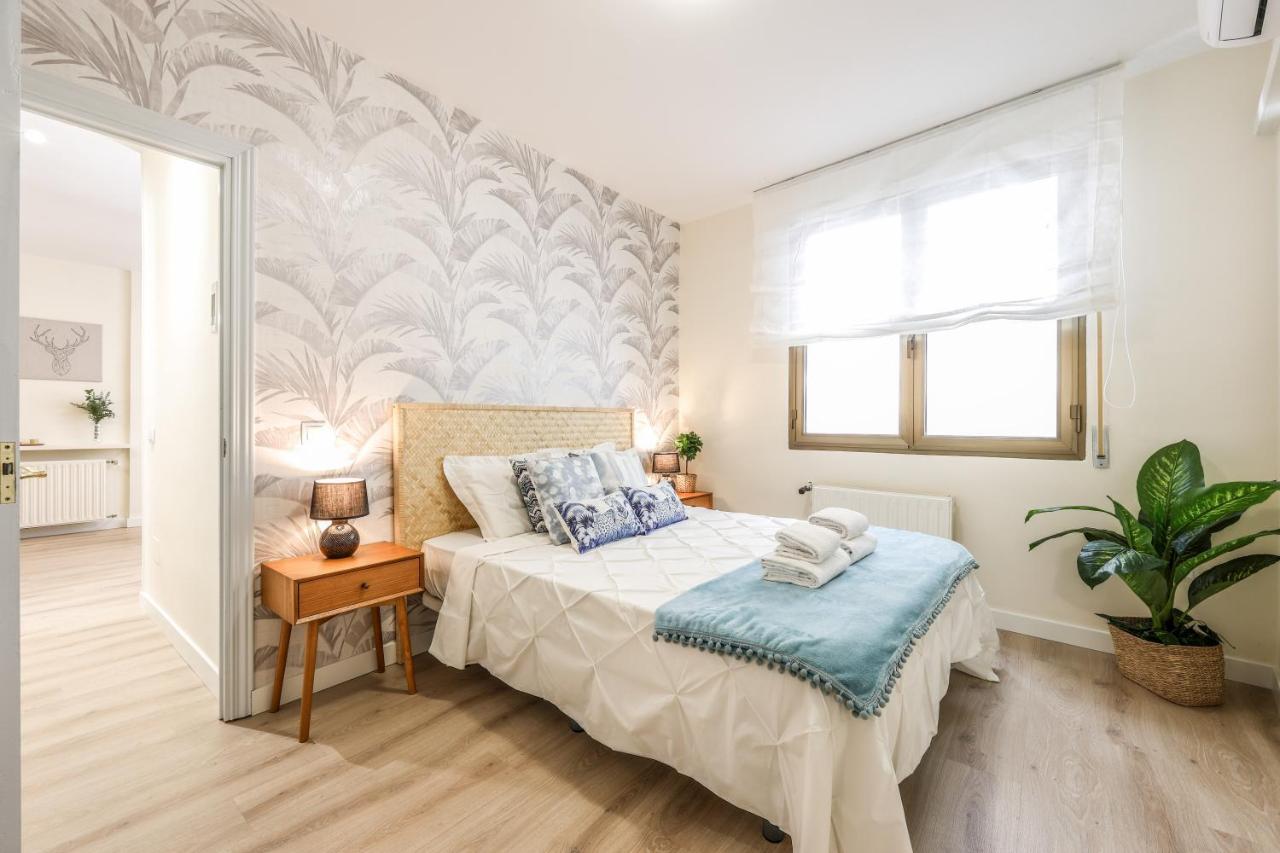 Tirso De Molina Apartment Мадрид Екстериор снимка
