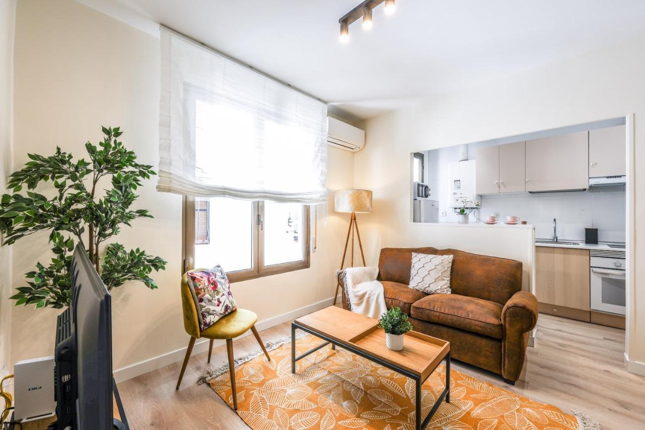 Tirso De Molina Apartment Мадрид Екстериор снимка